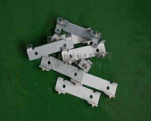 沖壓件加工要定期檢查和維護以減少凸凹現象的發(fā)生